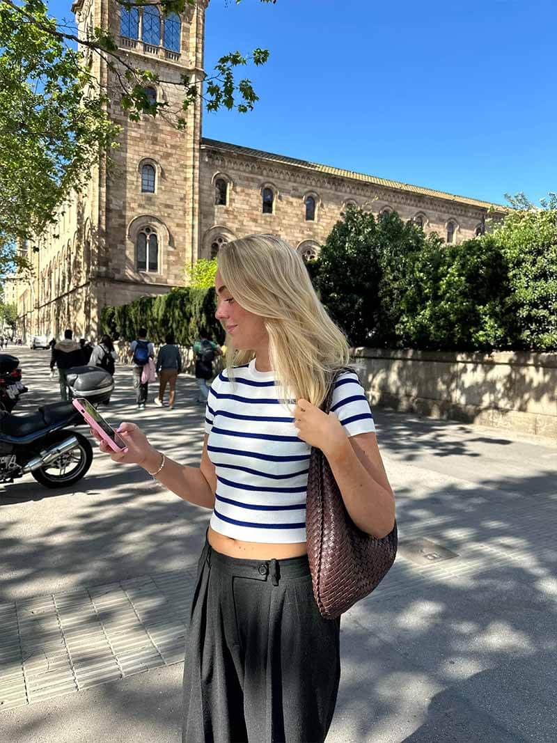 Elegante Gewebte Schultertasche aus Kunstleder – Modische Damen-Handtasche in Trendfarben