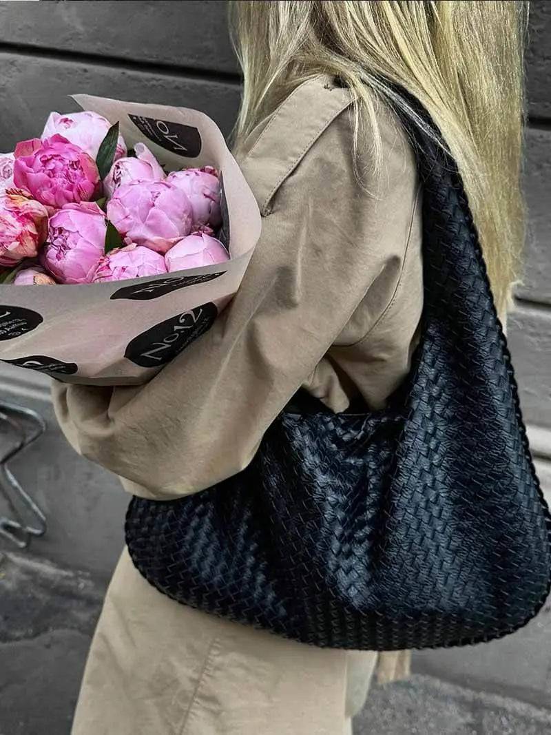 Elegante Gewebte Schultertasche aus Kunstleder – Modische Damen-Handtasche in Trendfarben