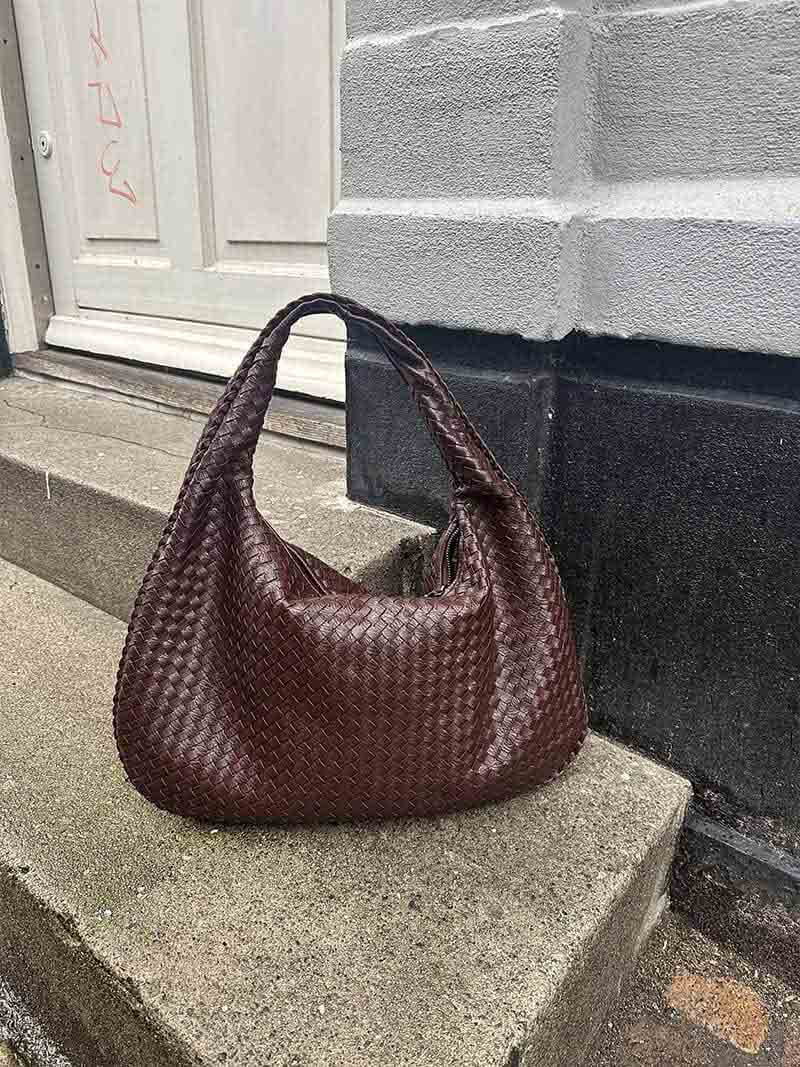 Elegante Gewebte Schultertasche aus Kunstleder – Modische Damen-Handtasche in Trendfarben