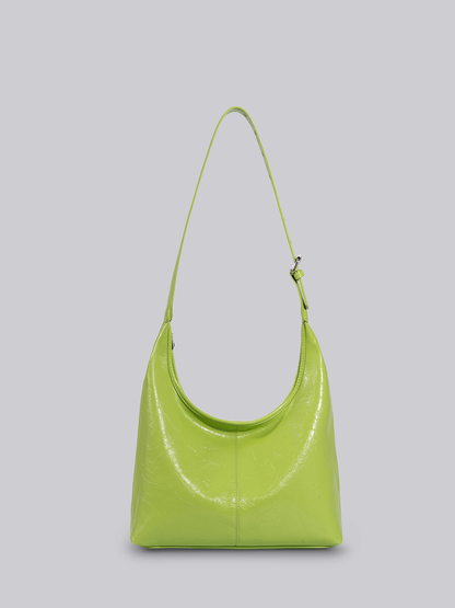 Schwarze Schultertasche Damen – Minimalistisches Design & viel Stauraum