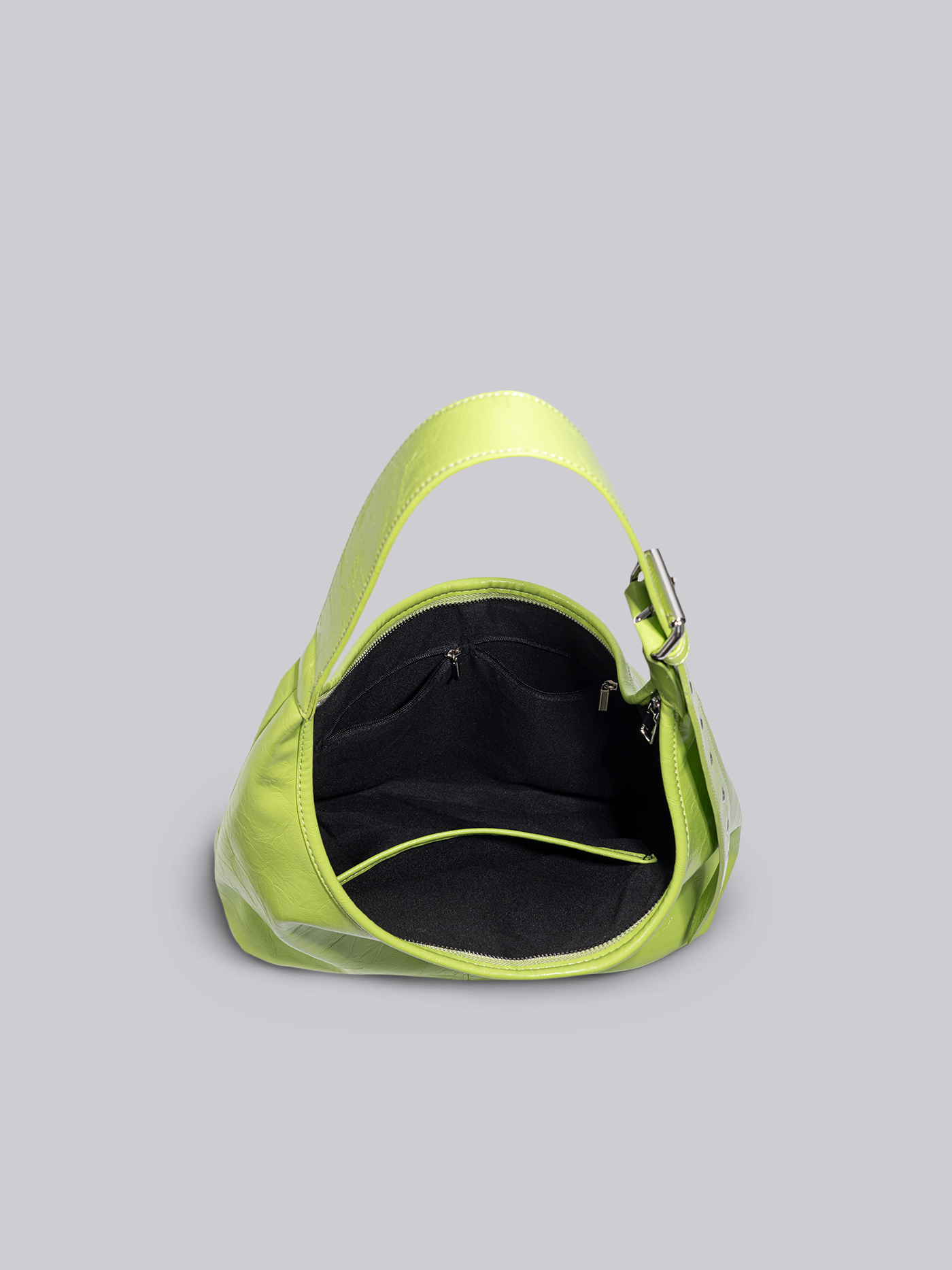 Schwarze Schultertasche Damen – Minimalistisches Design & viel Stauraum