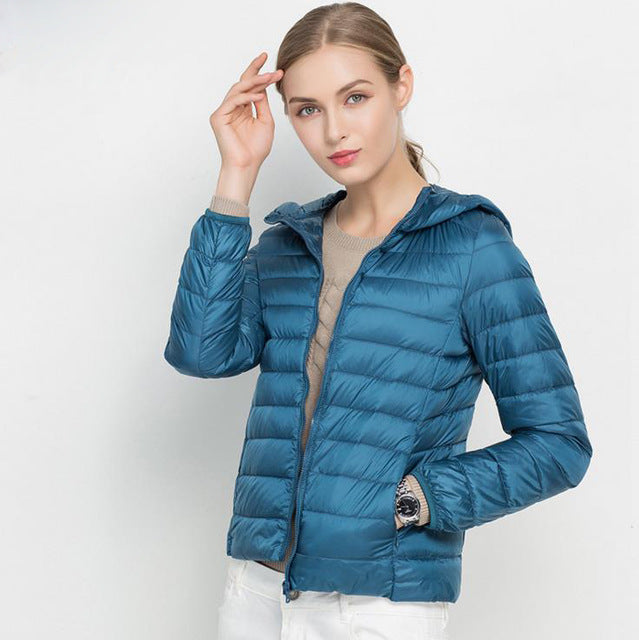 Leichte Damen Daunenjacke mit Kapuze – Warm & Ultraleicht für Herbst & Winter