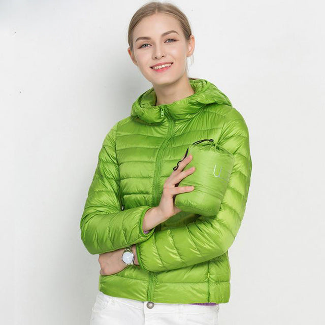 Leichte Damen Daunenjacke mit Kapuze – Warm & Ultraleicht für Herbst & Winter
