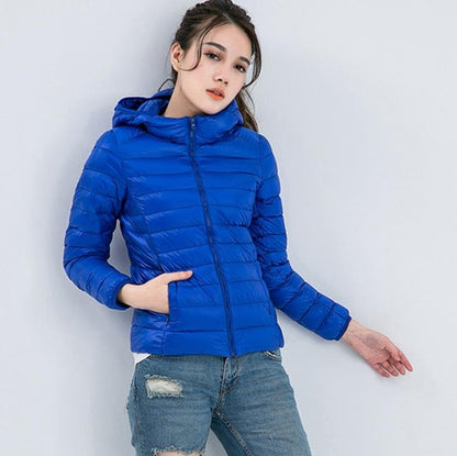 Leichte Damen Daunenjacke mit Kapuze – Warm & Ultraleicht für Herbst & Winter